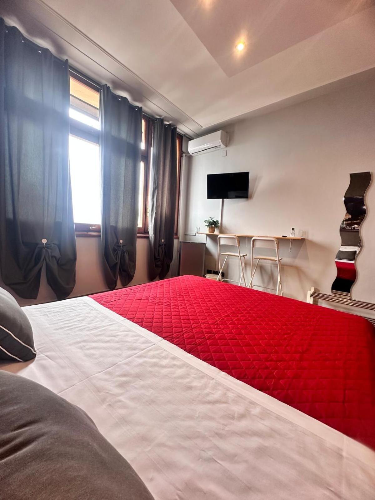 Alta Dimora B&B Suites CTA Eksteriør bilde